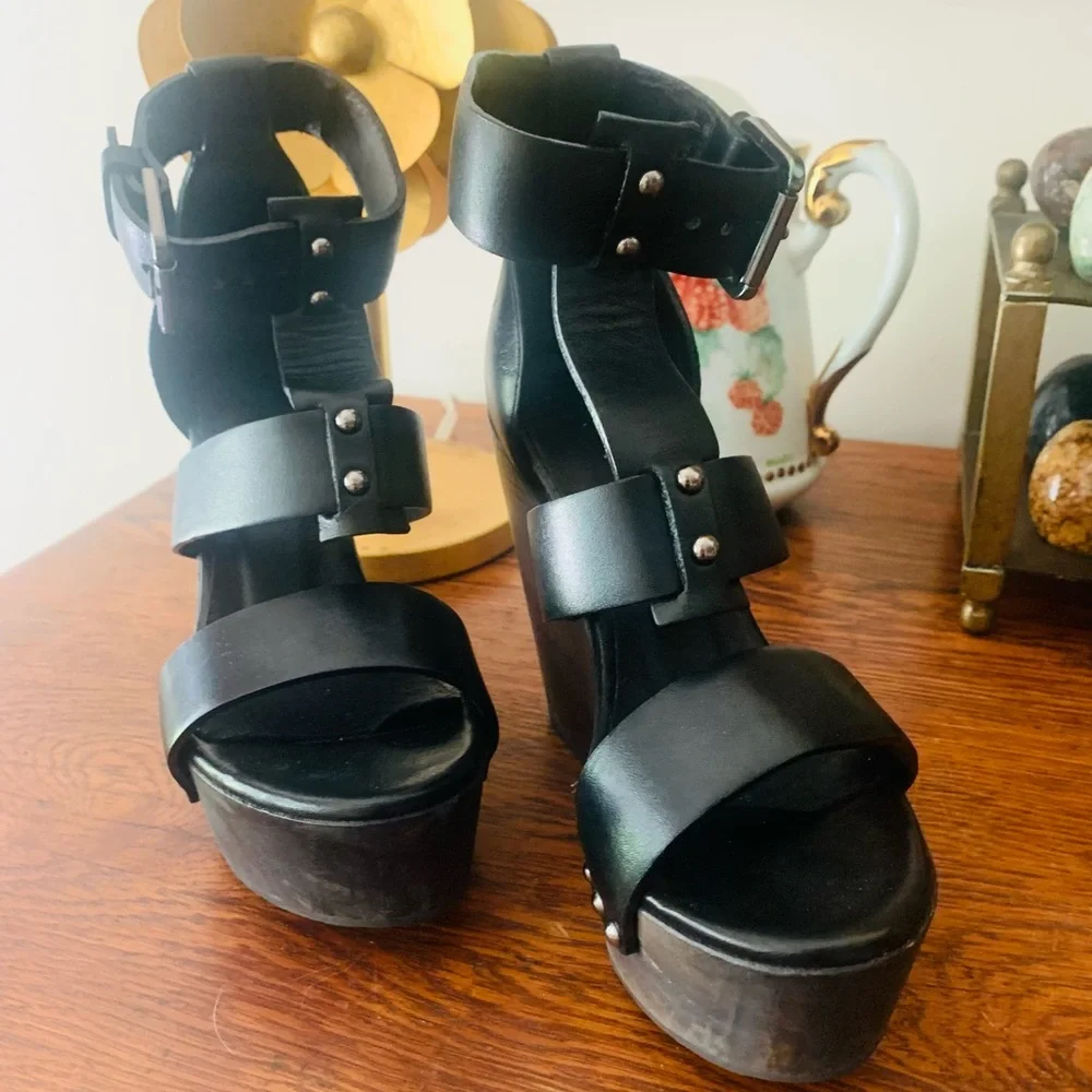 AllSaints Rotchko Wedge Sandals in Black Leather - Picture 4 of 11